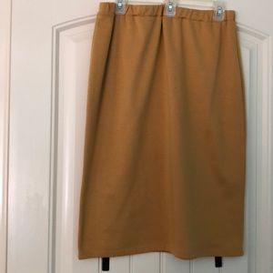 MIDI Pencil Skirt